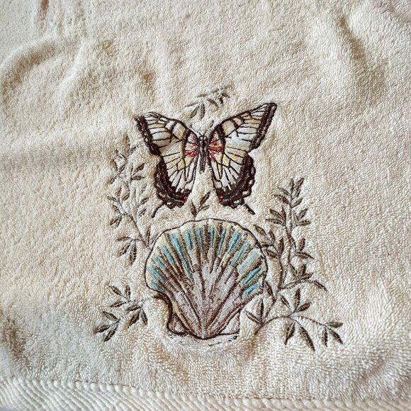 Vtg Butterfly Seashell Embroidered Towel Bath Fingertip Set Rope Trim - Picture 5 of 16